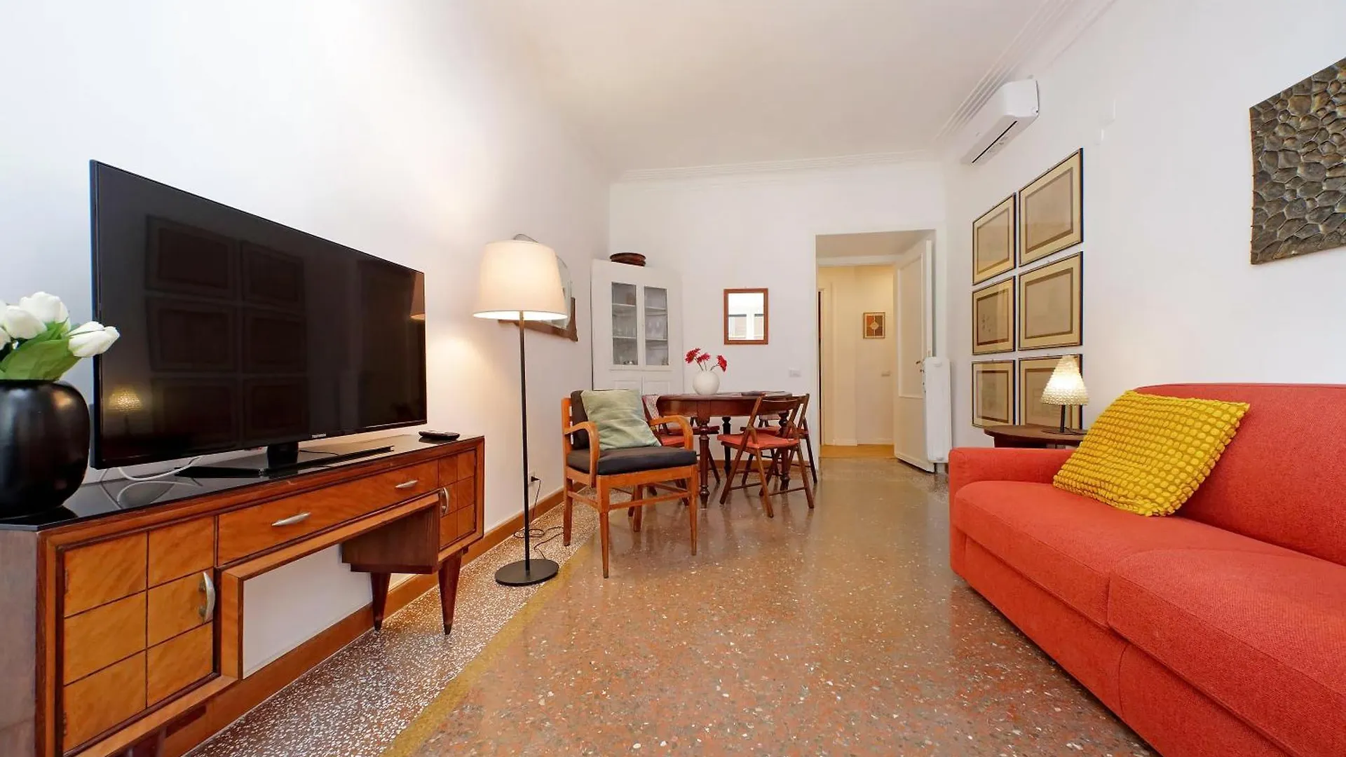 Ych-Riboty House Al Vaticano Rome 0*,  Italy